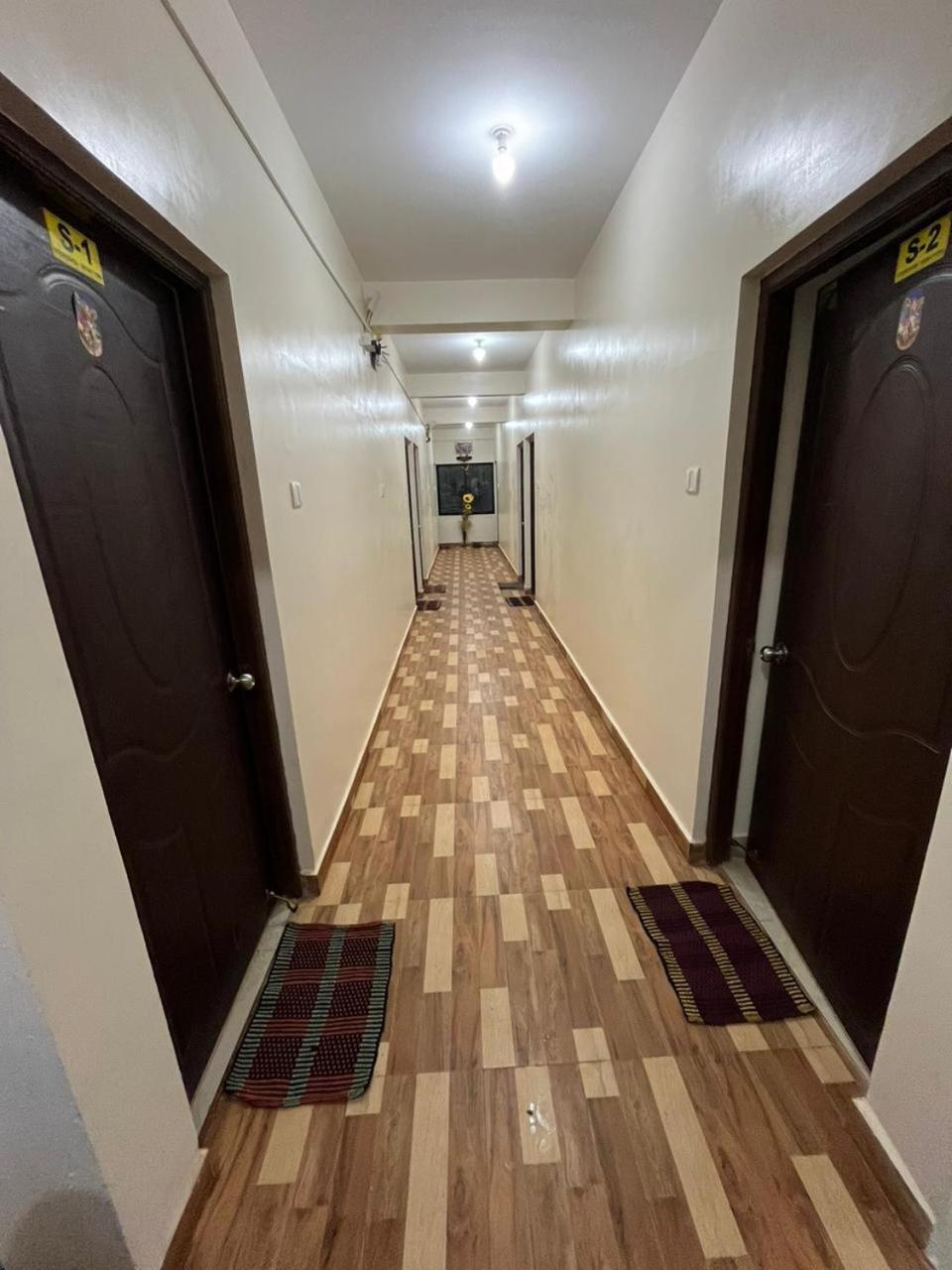Hotel Saffron Бага Екстер'єр фото