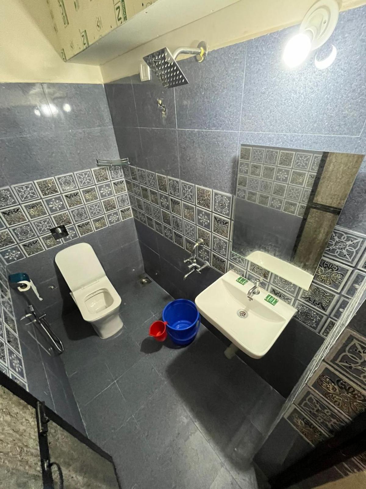Hotel Saffron Бага Екстер'єр фото